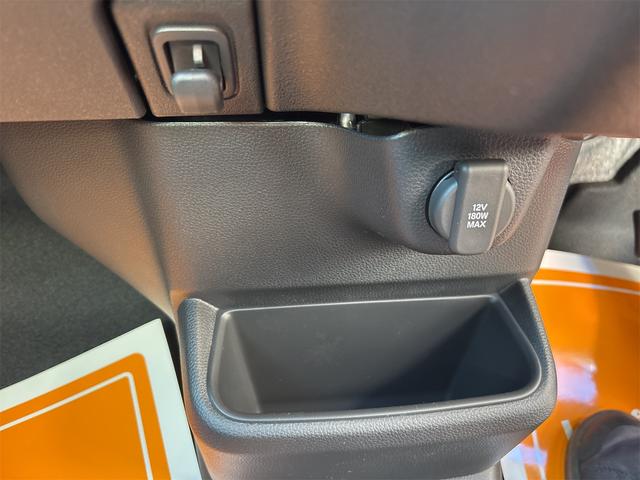 ホンダ Ｎ－ＢＯＸカスタム 8枚目