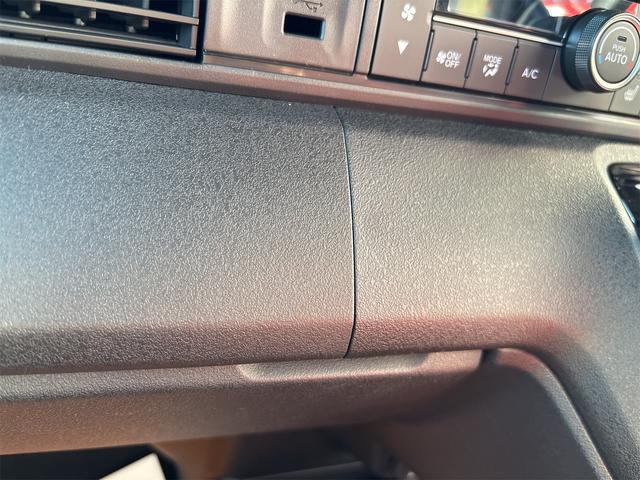 ホンダ Ｎ－ＢＯＸカスタム 27枚目