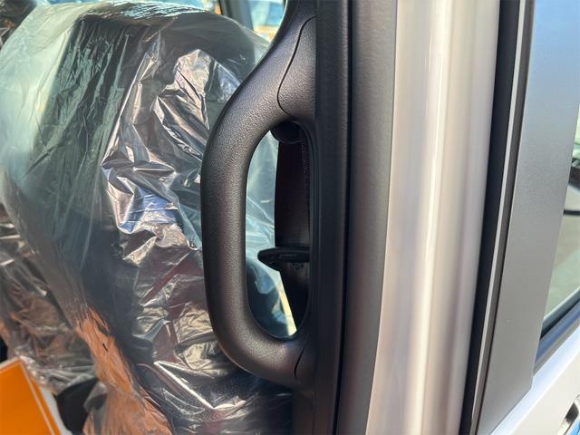 ホンダ Ｎ－ＢＯＸカスタム 29枚目