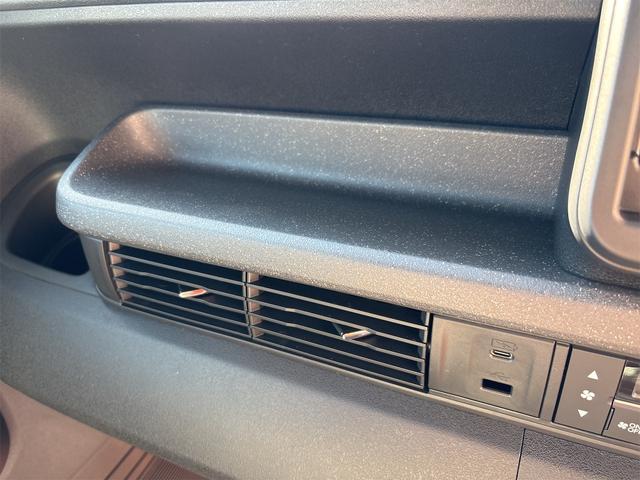 ホンダ Ｎ－ＢＯＸカスタム 11枚目