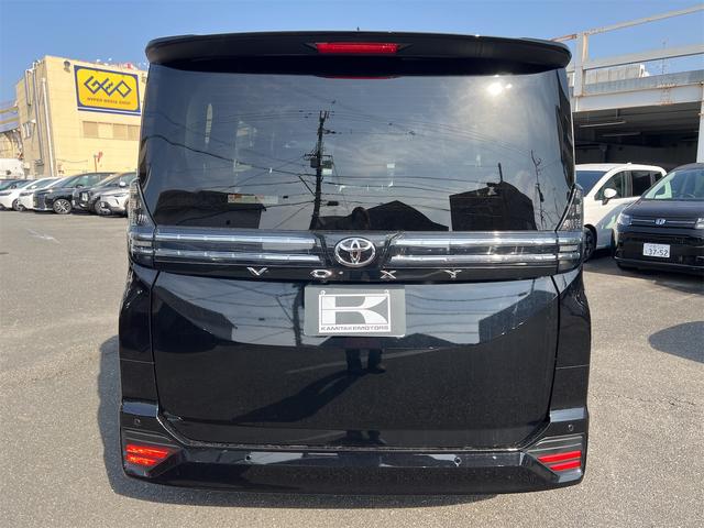 トヨタ ヴォクシー 17枚目