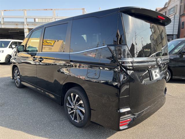 トヨタ ヴォクシー 18枚目