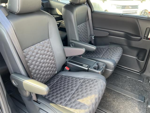 トヨタ ヴォクシー 32枚目