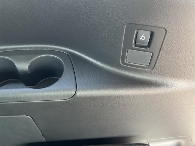 日産 セレナ 21枚目