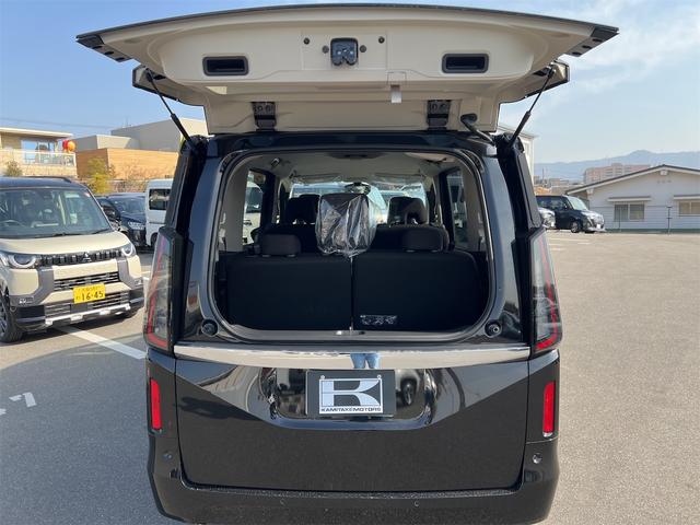 日産 セレナ 23枚目