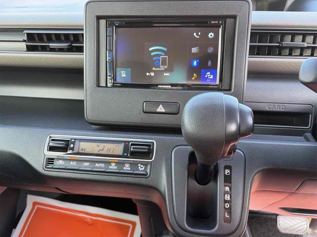 ワゴンＲ ハイブリッドＦＸ　ドライブレコーダー　ＥＴＣ　クリアランスソナー　レーンアシスト　衝突被害軽減システム　スマートキー　アイドリングストップ　電動格納ミラー　シートヒーター　ベンチシート　ＣＶＴ　盗難防止システム　ＡＢＳ（3枚目）