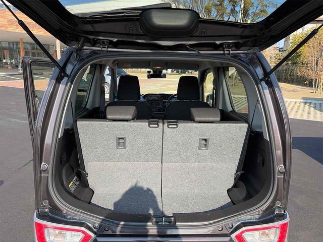 ワゴンＲ ハイブリッドＦＸ　ドライブレコーダー　ＥＴＣ　クリアランスソナー　レーンアシスト　衝突被害軽減システム　スマートキー　アイドリングストップ　電動格納ミラー　シートヒーター　ベンチシート　ＣＶＴ　盗難防止システム　ＡＢＳ（18枚目）