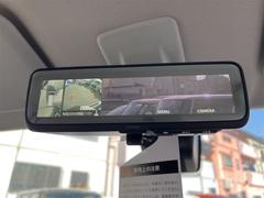 �������ϥ����ۿ��夫��֤򸫤��褦�˥�˥����ǳ�ǧ���Ǥ��롣����ºݤμ֤��δ����ƤߤƤ��������� 4