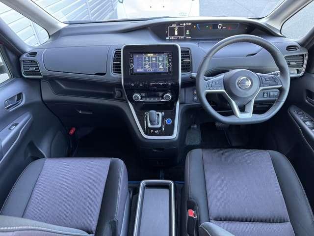 セレナ １．２　ｅ－ＰＯＷＥＲ　ハイウェイスター　Ｖ　両側パワスラ　デュアルオートエアコンＡＶＭ（3枚目）