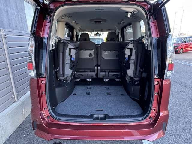 セレナ １．２　ｅ－ＰＯＷＥＲ　ハイウェイスター　Ｖ　両側パワスラ　デュアルオートエアコンＡＶＭ（9枚目）