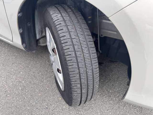 ヴィッツ １．３　Ｆ　シエル　自社下取り車　特別仕様車Ｆ－Ｃｉｅｌ（15枚目）