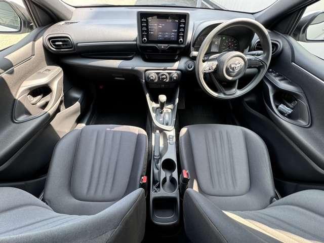 ヤリス 1.0 X ナビ機能付Dオーディオ・ETC・Bカメラ(3枚目)