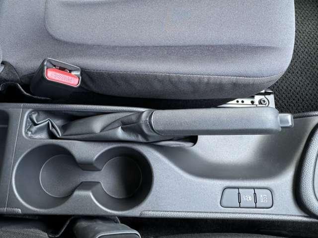 ヤリス 1.0 X ナビ機能付Dオーディオ・ETC・Bカメラ(10枚目)