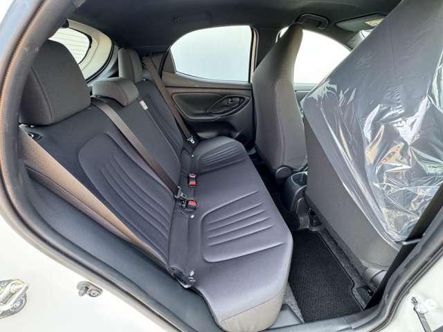 ヤリス 1.0 X ナビ機能付Dオーディオ・ETC・Bカメラ(15枚目)