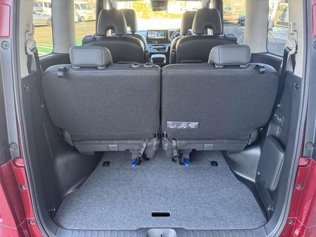 セレナ １．４　ｅ－ＰＯＷＥＲ　ルキシオン　弊社元試乗車　ルキシオン　シートヒーター（10枚目）