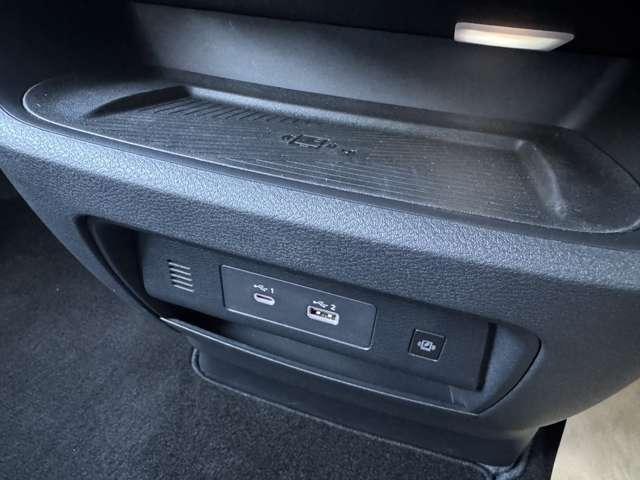 セレナ 1.4 e-POWER ルキシオン 弊社元試乗車 ルキシオン シートヒーター(22枚目)