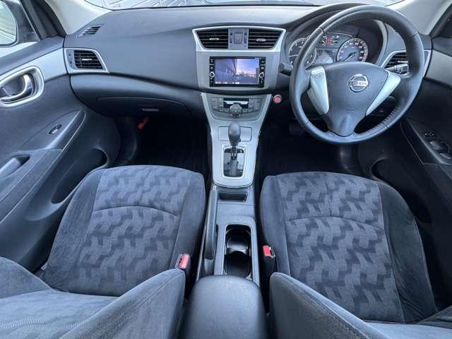 シルフィ 1.8 S ツーリング Blu-ray再生・ナビ・Bカメラ・Dレコ・ETC・(3枚目)