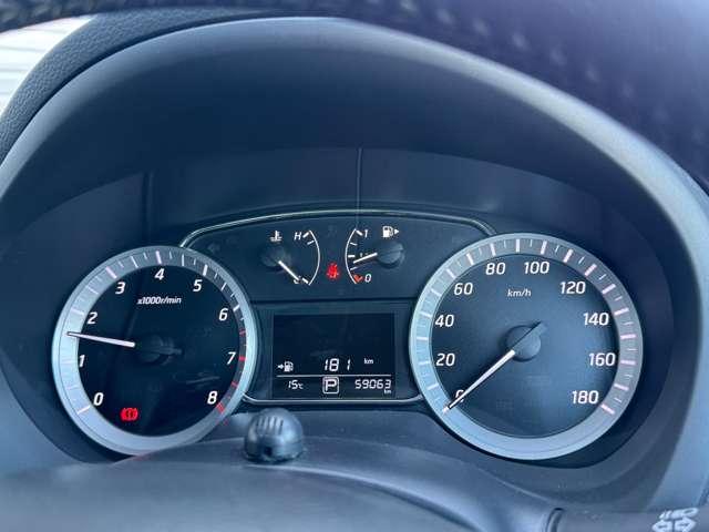 シルフィ 1.8 S ツーリング Blu-ray再生・ナビ・Bカメラ・Dレコ・ETC・(4枚目)