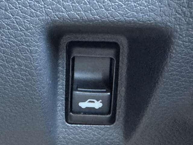 シルフィ 1.8 S ツーリング Blu-ray再生・ナビ・Bカメラ・Dレコ・ETC・(12枚目)