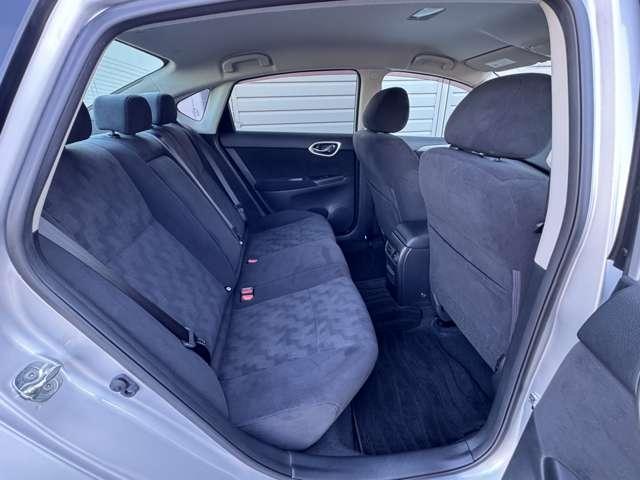 シルフィ 1.8 S ツーリング Blu-ray再生・ナビ・Bカメラ・Dレコ・ETC・(19枚目)