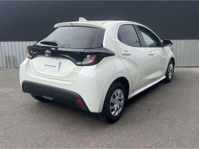 ヤリス 1.0 X レンタアップ 車検整備付(2枚目)
