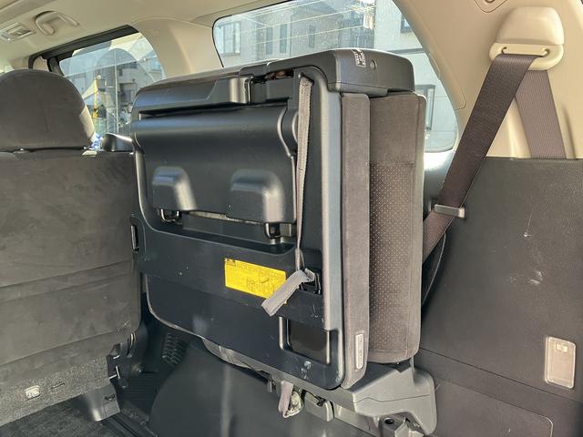 ヴェルファイア 2.4Z プラチナムセレクション ワンオーナー 禁煙車 特別限定車 ダブルサンルーフ ナビTV バックカメラ 後席フリップダウンモニター 両側電動スライドドア 7人乗り パワーバックドア クルーズコントロール ETC ユーザー買取車(58枚目)