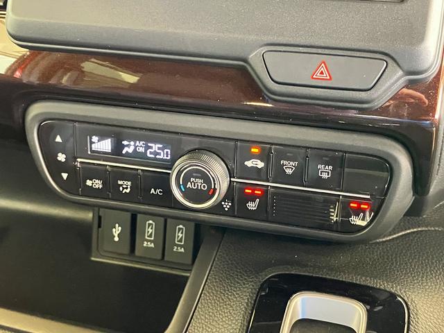 Ｎ－ＢＯＸカスタム Ｌ　コーディネイトスタイル／赤黒ツートンカラー　１オーナー禁煙車　ナビ　ＴＶ　ＤＶＤ　Ｂｌｕｅｔｏｏｔｈ　バックカメラ　ＥＴＣ　前席シートヒーター＆専用合皮シート　両側電動スライドドア　スマートキー（12枚目）