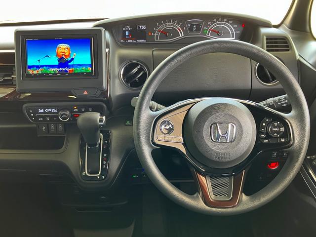 Ｎ－ＢＯＸカスタム Ｌ　コーディネイトスタイル／赤黒ツートンカラー　１オーナー禁煙車　ナビ　ＴＶ　ＤＶＤ　Ｂｌｕｅｔｏｏｔｈ　バックカメラ　ＥＴＣ　前席シートヒーター＆専用合皮シート　両側電動スライドドア　スマートキー（21枚目）