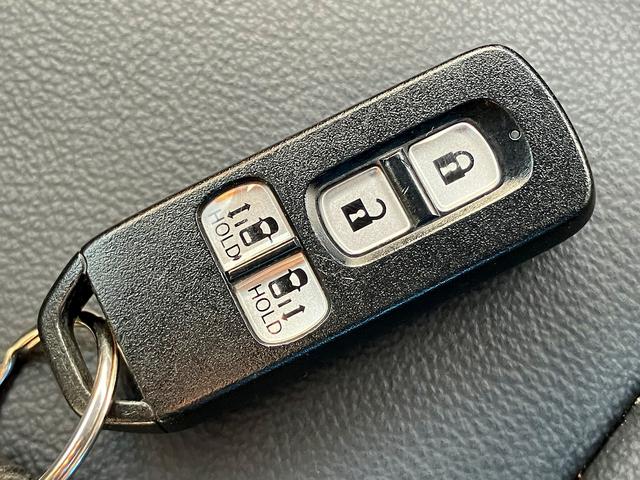 Ｎ－ＢＯＸカスタム Ｌ　コーディネイトスタイル／赤黒ツートンカラー　１オーナー禁煙車　ナビ　ＴＶ　ＤＶＤ　Ｂｌｕｅｔｏｏｔｈ　バックカメラ　ＥＴＣ　前席シートヒーター＆専用合皮シート　両側電動スライドドア　スマートキー（35枚目）