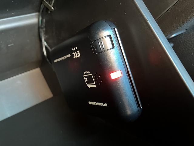 スペーシア ハイブリッドＧ　ユーザー買取車　禁煙車　ナビ　ＴＶ　Ｂｌｕｅｔｏｏｔｈ　ＥＴＣ　プッシュスタート＆スマートキー　スペアキー　両側スライドドア　衝突軽減ブレーキ　レーンアシスト　クリアランスソナー　オートライト（12枚目）