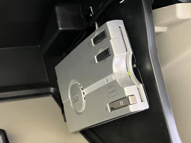 エブリイワゴン ＰＺターボ　ハイルーフ　ナビＴＶ　ＣＤ／ＤＶＤ　バックカメラ　ＥＴＣ　スズキセーフティサポート　左電動スライドドア　オートステップ　ＨＩＤライト　クリアランスソナー　シートヒーター　スマートキー　オートライト（10枚目）