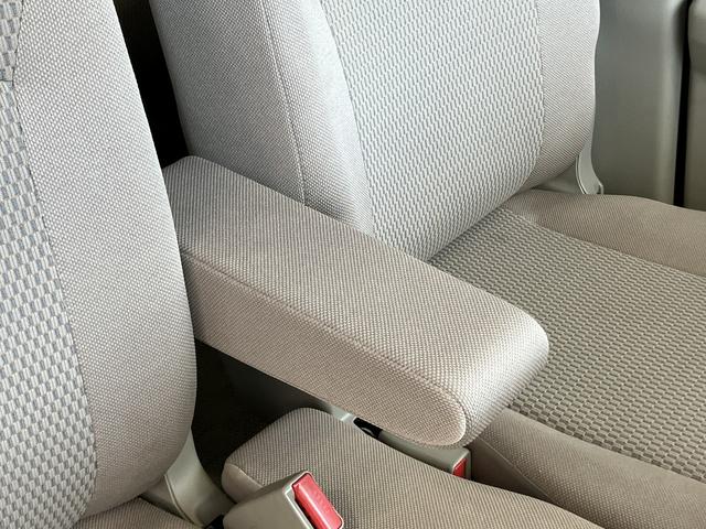 エブリイワゴン ＰＺターボ　ハイルーフ　ナビＴＶ　ＣＤ／ＤＶＤ　バックカメラ　ＥＴＣ　スズキセーフティサポート　左電動スライドドア　オートステップ　ＨＩＤライト　クリアランスソナー　シートヒーター　スマートキー　オートライト（34枚目）