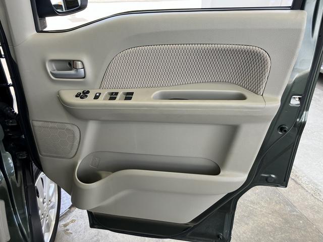 エブリイワゴン ＰＺターボ　ハイルーフ　ナビＴＶ　ＣＤ／ＤＶＤ　バックカメラ　ＥＴＣ　スズキセーフティサポート　左電動スライドドア　オートステップ　ＨＩＤライト　クリアランスソナー　シートヒーター　スマートキー　オートライト（36枚目）