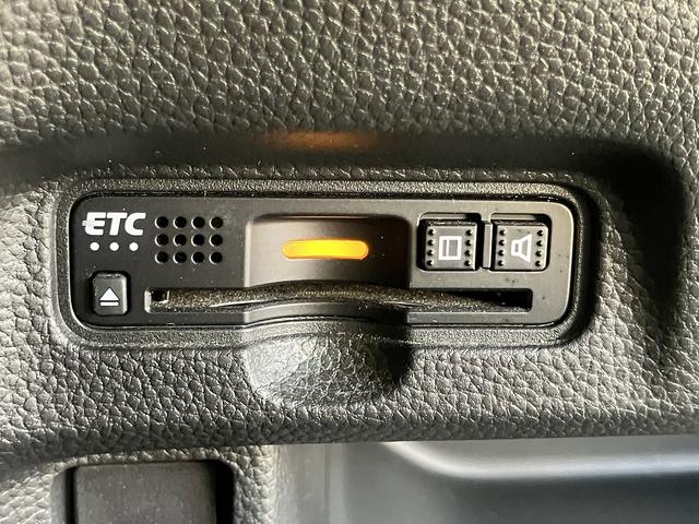 N-BOXカスタム G・Lホンダセンシング 1オーナー禁煙車 ナビ フルセグTV CD/DVD/SD/Bluetooth バックカメラ ナビ連動ドライブレコーダー ETC 前席シートヒーター 電動スライドドア LEDライト スマートキー(12枚目)