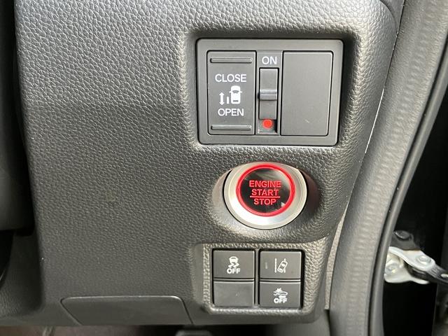 N-BOXカスタム G・Lホンダセンシング 1オーナー禁煙車 ナビ フルセグTV CD/DVD/SD/Bluetooth バックカメラ ナビ連動ドライブレコーダー ETC 前席シートヒーター 電動スライドドア LEDライト スマートキー(13枚目)