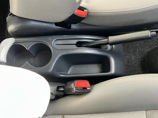 ジムニー ランドベンチャー　ターボ　４ＷＤ　社外ルーフキャリア付　純正１６インチアルミ　キーレス＆スペアキー　ＣＤデッキ　ＵＳＢ　ＡＵＸ　ＥＴＣ　ハーフレザーシート　運転席シートヒーター　ウィンカーミラー＆電動格納ミラー（67枚目）