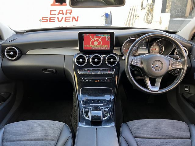 Ｃクラスステーションワゴン Ｃ１８０ステーションワゴン　アバンギャルド　禁煙車　ワンオーナー　パワーシート　クルーズコントロール　純正１７インチアルミ　ナビ　バックカメラ　ＥＴＣ　リアフォグ（3枚目）