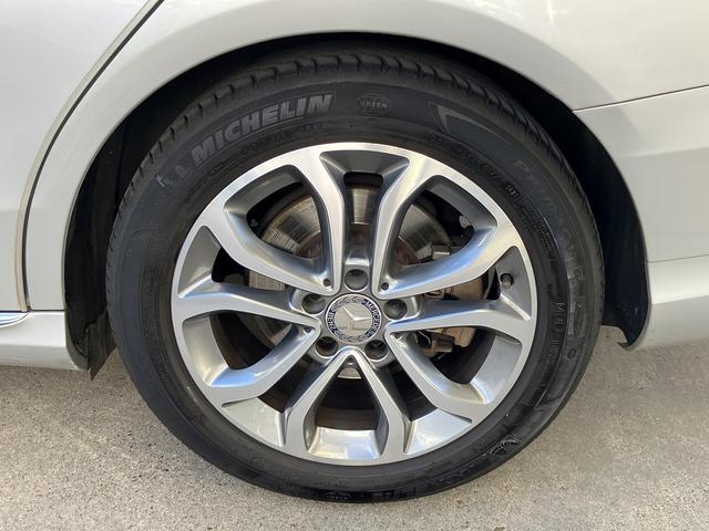 Ｃクラスステーションワゴン Ｃ１８０ステーションワゴン　アバンギャルド　禁煙車　ワンオーナー　パワーシート　クルーズコントロール　純正１７インチアルミ　ナビ　バックカメラ　ＥＴＣ　リアフォグ（29枚目）