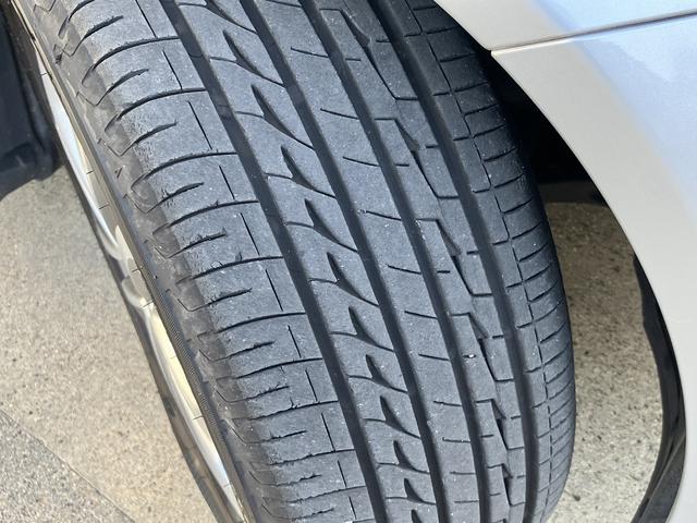 Ｃクラスステーションワゴン Ｃ１８０ステーションワゴン　アバンギャルド　禁煙車　ワンオーナー　パワーシート　クルーズコントロール　純正１７インチアルミ　ナビ　バックカメラ　ＥＴＣ　リアフォグ（55枚目）