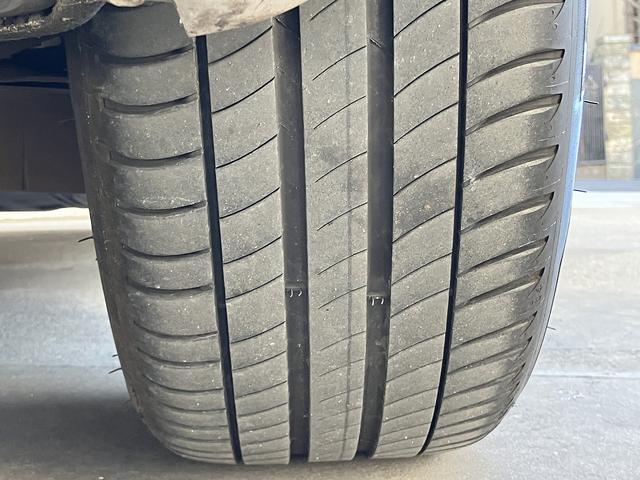 Ｃクラスステーションワゴン Ｃ１８０ステーションワゴン　アバンギャルド　禁煙車　ワンオーナー　パワーシート　クルーズコントロール　純正１７インチアルミ　ナビ　バックカメラ　ＥＴＣ　リアフォグ（56枚目）