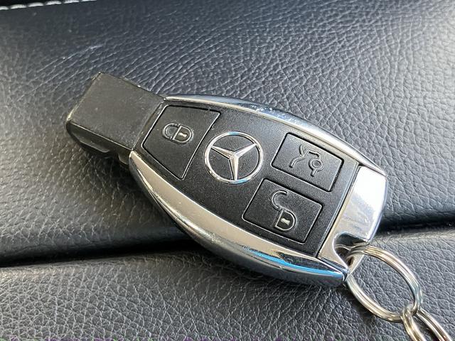 Ｃクラスステーションワゴン Ｃ１８０ステーションワゴン　アバンギャルド　禁煙車　ワンオーナー　パワーシート　クルーズコントロール　純正１７インチアルミ　ナビ　バックカメラ　ＥＴＣ　リアフォグ（67枚目）