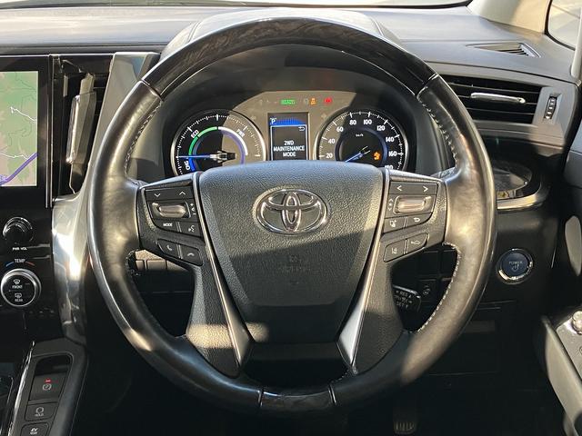 アルファードハイブリッド ＳＲ　Ｃパッケージ　純正ナビ　ＪＢＬ　全方位カメラ　禁煙　フリップダウン　ＤＶＤデッキ　デジタルインナーミラー　ＥＴＣ２．０　ドラレコ前後　シートヒーター　シートベンチレーション　ワンオーナー　ハンドルヒーター（10枚目）