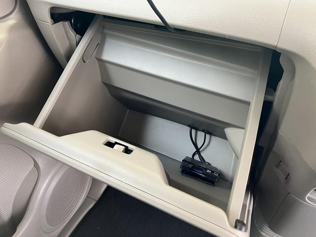 Ｎ－ＢＯＸ Ｇ・Ｌパッケージ　禁煙車　電動スライドドア　ＥＴＣ　ナビ　ＴＶ　ドラレコ　バックカメラ　ドライブレコーダー　１４インチアルミホイール　オートエアコン　スマートキー　ＨＩＤ　電動格納式ミラー　Ｂｌｕｅｔｏｏｔｈ（28枚目）