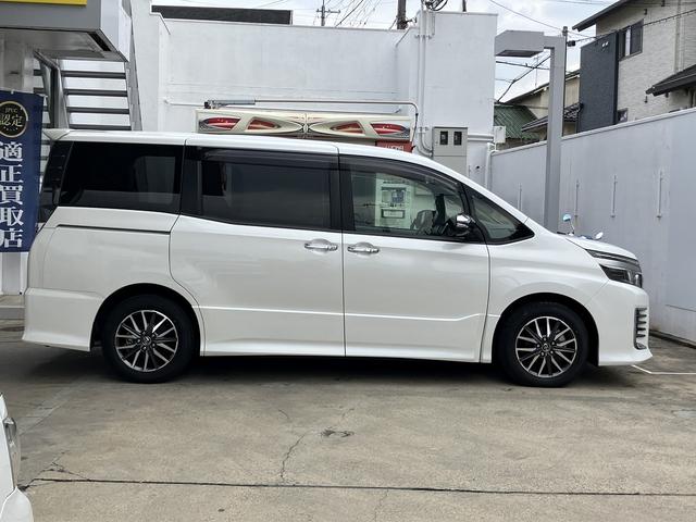 ヴォクシー ＺＳ　煌ＩＩ　ＺＳ　煌ＩＩ　ユーザー買取車　ワンオーナー　純正ＳＤナビ　純正ドラレコ　ビルトインＥＴＣ２．０　両側電動スライドドア　ＰＣＳ　オートマチックハイビーム　ＬＤＡ（6枚目）