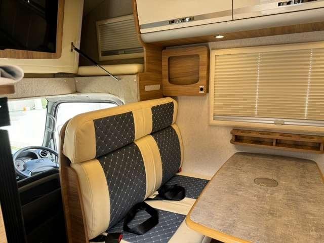 カムロード ベースグレード ダイレクトカーズ製トリッププレミアム リチウム/クーラー/FFヒーター/ソーラーP(17枚目)