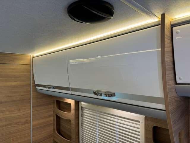 カムロード ベースグレード ダイレクトカーズ製トリッププレミアム リチウム/クーラー/FFヒーター/ソーラーP(30枚目)