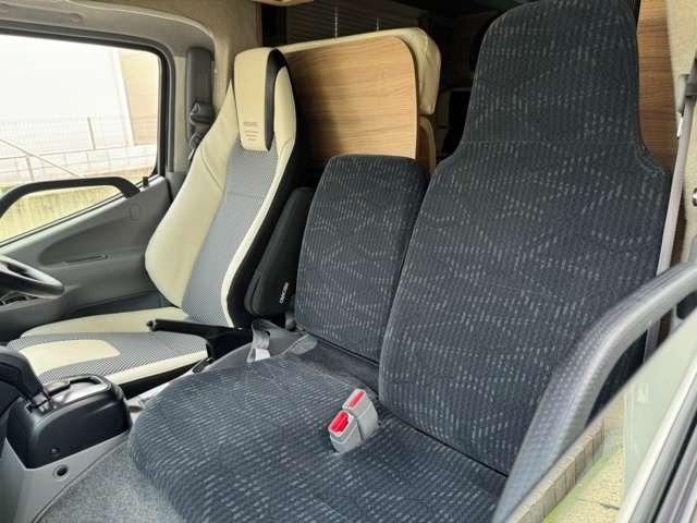 カムロード ベースグレード ダイレクトカーズ製トリッププレミアム リチウム/クーラー/FFヒーター/ソーラーP(50枚目)