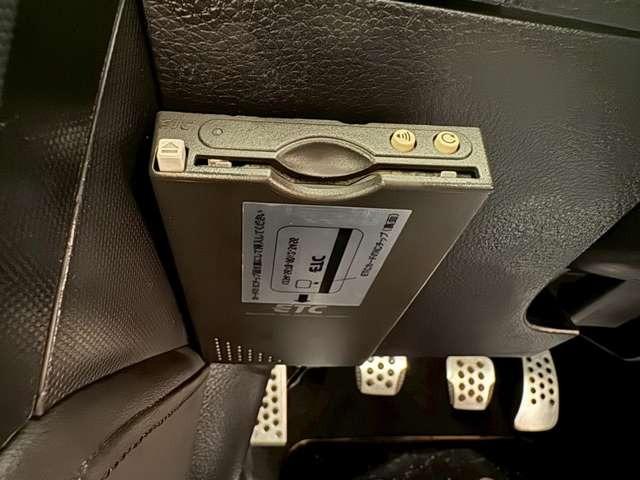 フェアレディZ バージョンニスモ タイプ380RS フロア6MT/ETC/バックカメラ/デジタルインナーミラー/Bluetooth接続可/純正18インチアルミホイール/アルミペダル(14枚目)