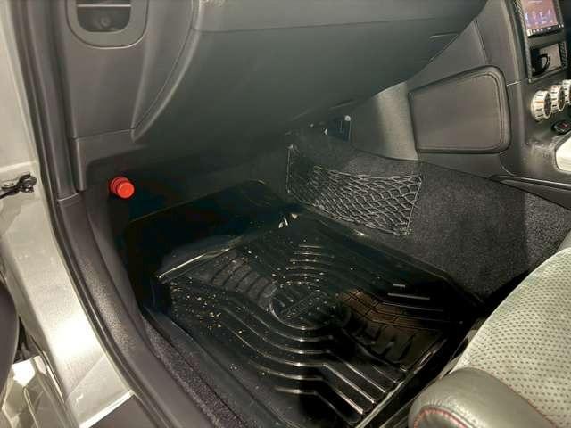 フェアレディZ バージョンニスモ タイプ380RS フロア6MT/ETC/バックカメラ/デジタルインナーミラー/Bluetooth接続可/純正18インチアルミホイール/アルミペダル(38枚目)