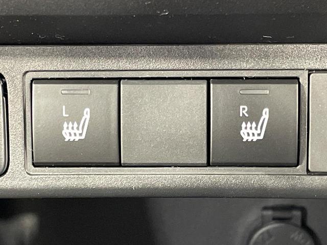 ヤリスクロス ハイブリッドZ 登録済未使用車 全周囲カメラ 衝突被害軽減システム レーダークルーズ ハーフレザーシート パワーシート コーナーセンサー スマートキー LEDヘッド ETC2.0 純正18インチアルミ 車線逸脱警報(7枚目)